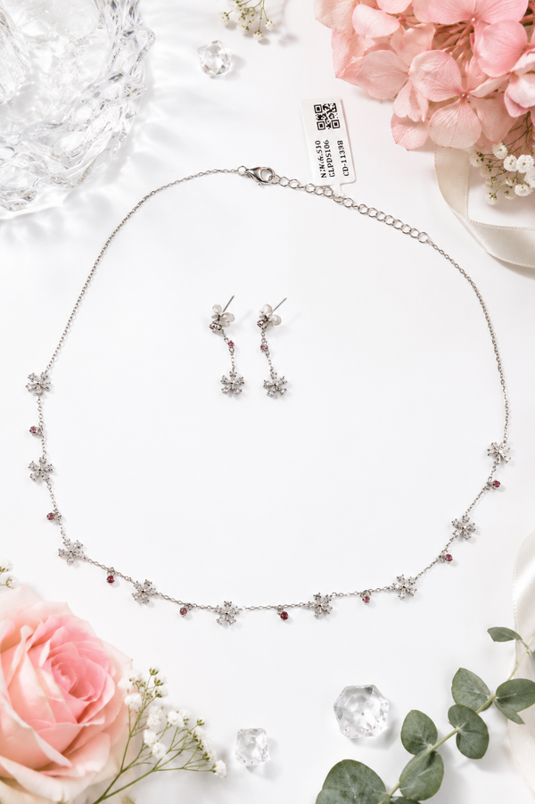 Silver 925 Floral Starburst Pendant Set