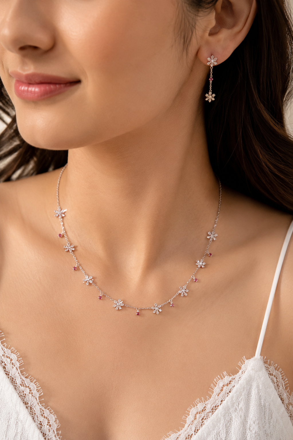 Silver 925 Floral Starburst Pendant Set