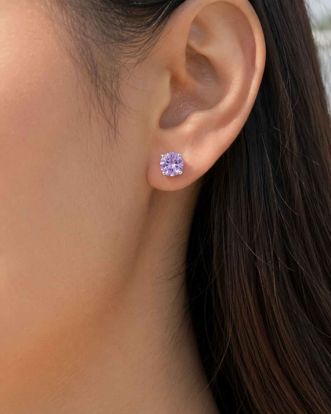 A Sliver-Tone Elegant Pink Earrings