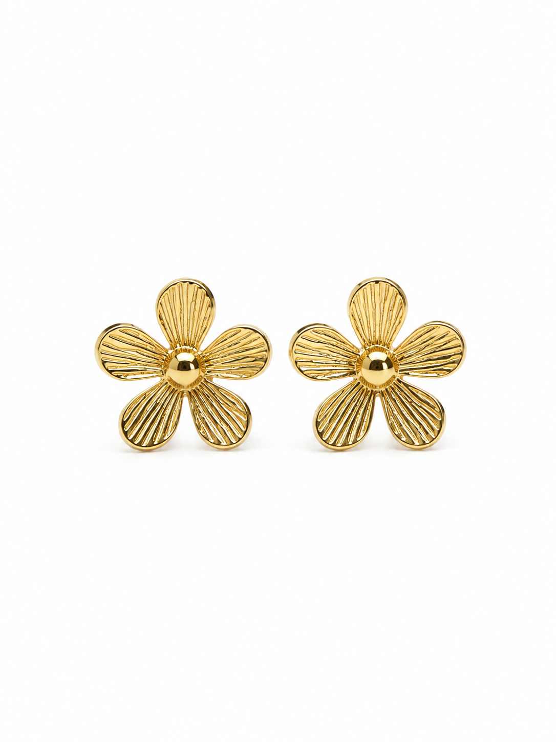 A Gold-Toned Flower-Shaped Earrings